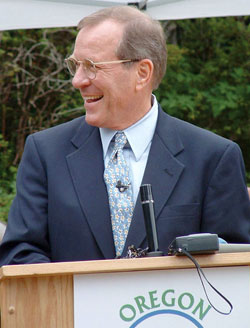Governor Ted Kulongoski