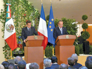 It's not every day that two nations' presidents show up for a groundbreaking. But that's what happened in March, when French concern Sanofi-aventis announced a &euro;100-million (US$125-million) investment in a new flu vaccine plant, to be operated in partnership with federal vaccine manufacturer Birmex. Felipe Calderon (right), President of Mexico, and Nicolas Sarkozy, President of France, presided over the announcement ceremony along with Chris Viehbacher, CEO of Sanofi-aventis. The new influenza vaccine plant will be built in Ocoyoacac, between Mexico City and Toluca, where Sanofi-aventis already operates a facility.
