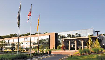 WyndhamBldg2